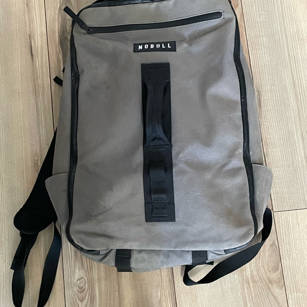 Nobull wax canvas back pack